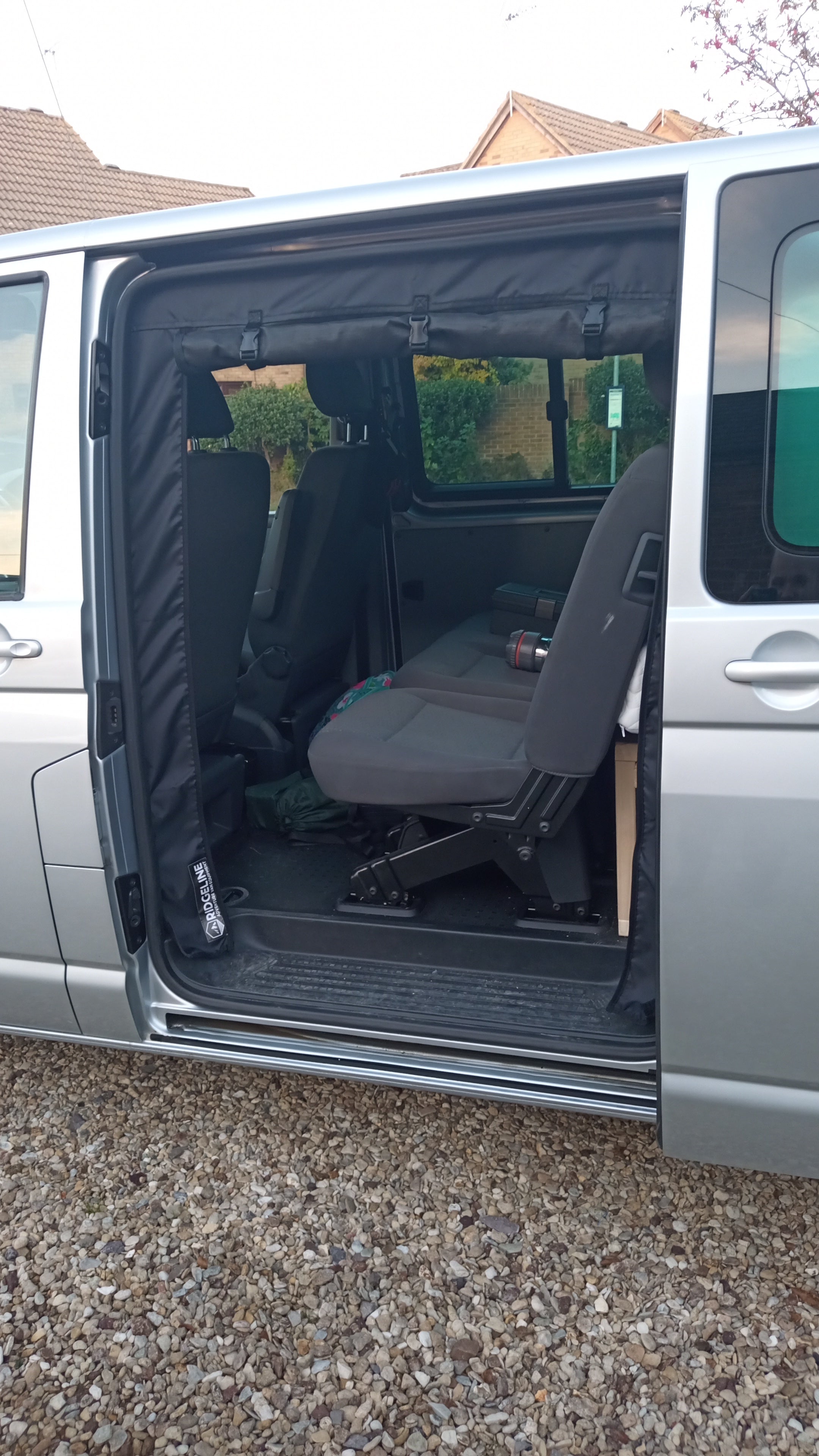 Transporter T5/T6 Ridge Line Side Door Screen