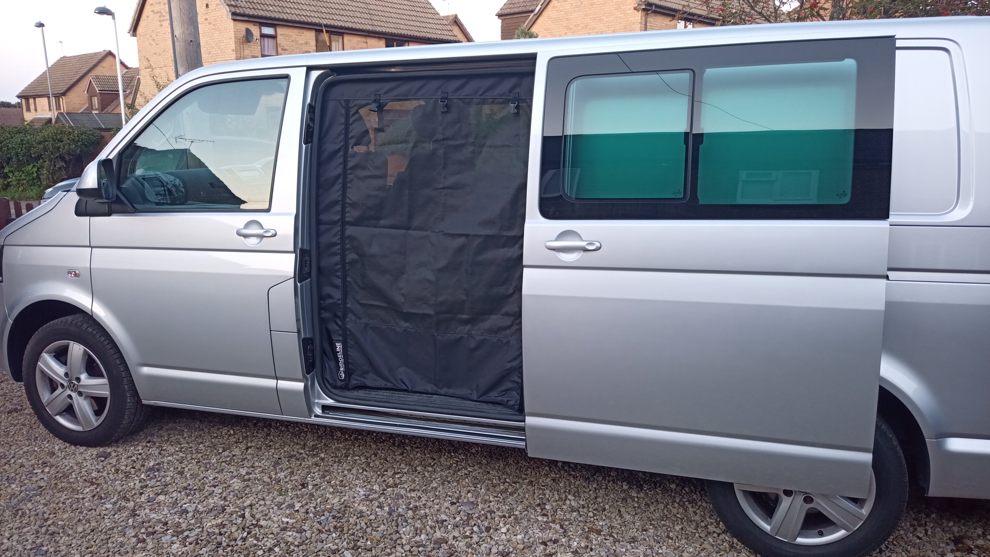 Transporter T5/T6 Ridge Line Side Door Screen